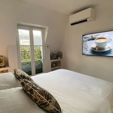 Apartment Marais - Pompidou 2, Rue Simon Le Franc - 4 People Paris